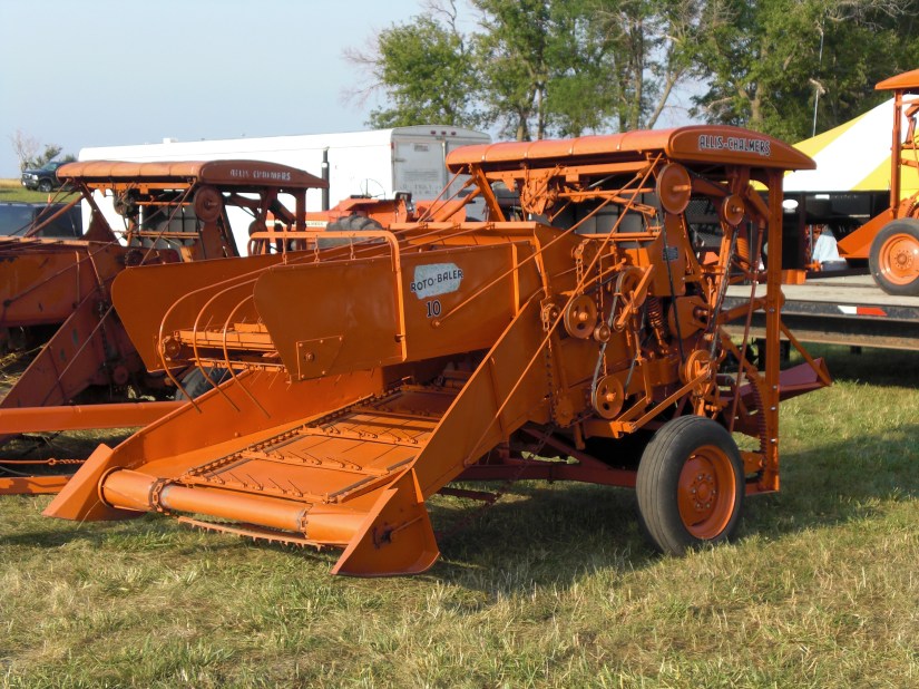 No. 10 Roto-Roto Baler at 2008 Orange Spectacular.